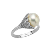 Lightbulb Design Natural Pearl Ring