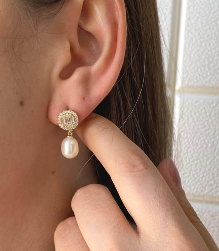 Baget Sekizgen Doğal İnci Sallantılı Küpe | | Birinci1926