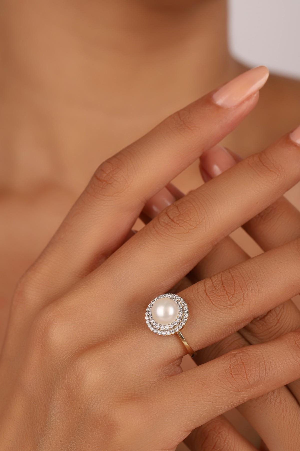 Natural Pearl Zircon Stone Ring