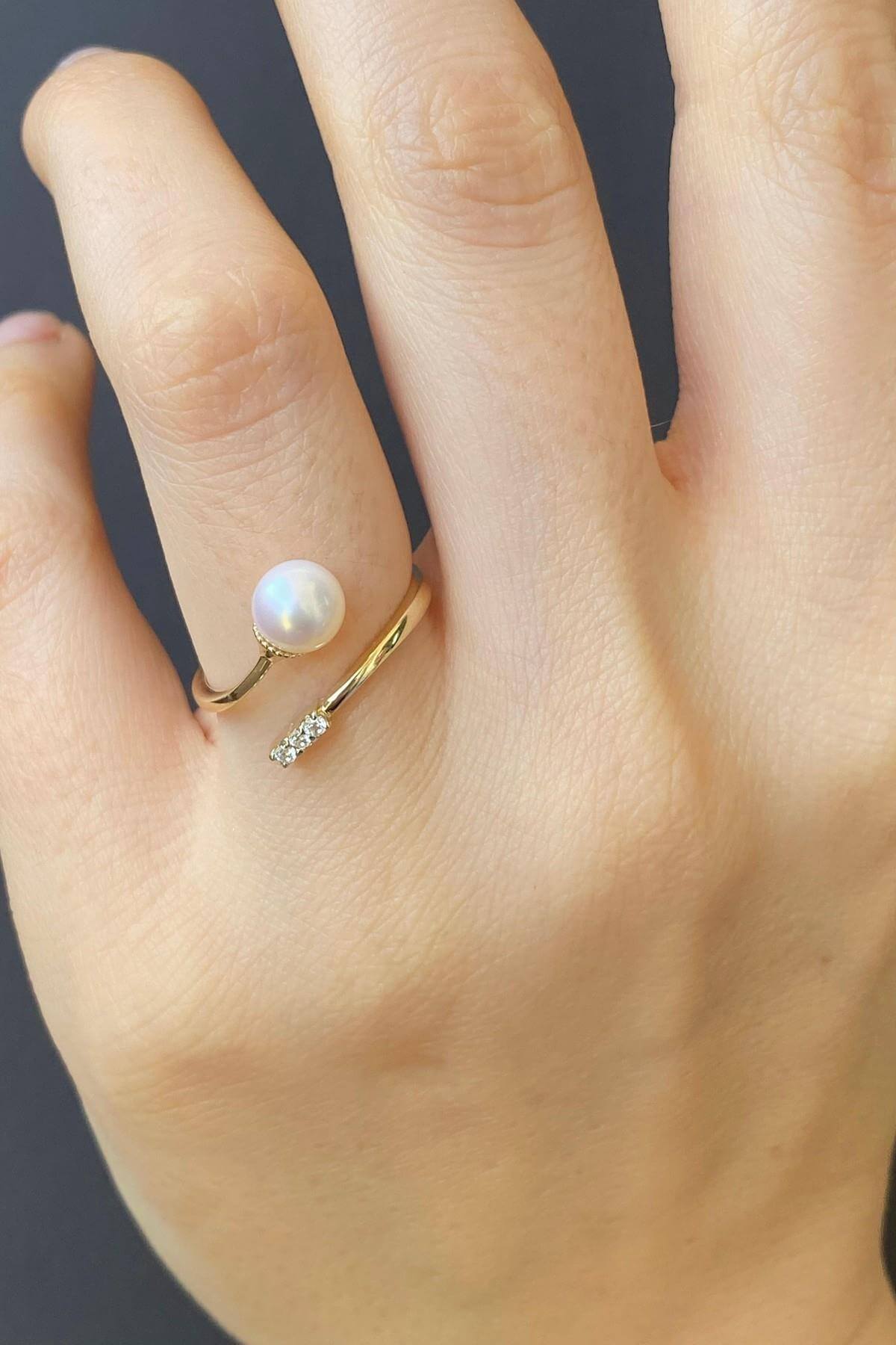 Natural Pearl Sarmal Zircon Stone Ring