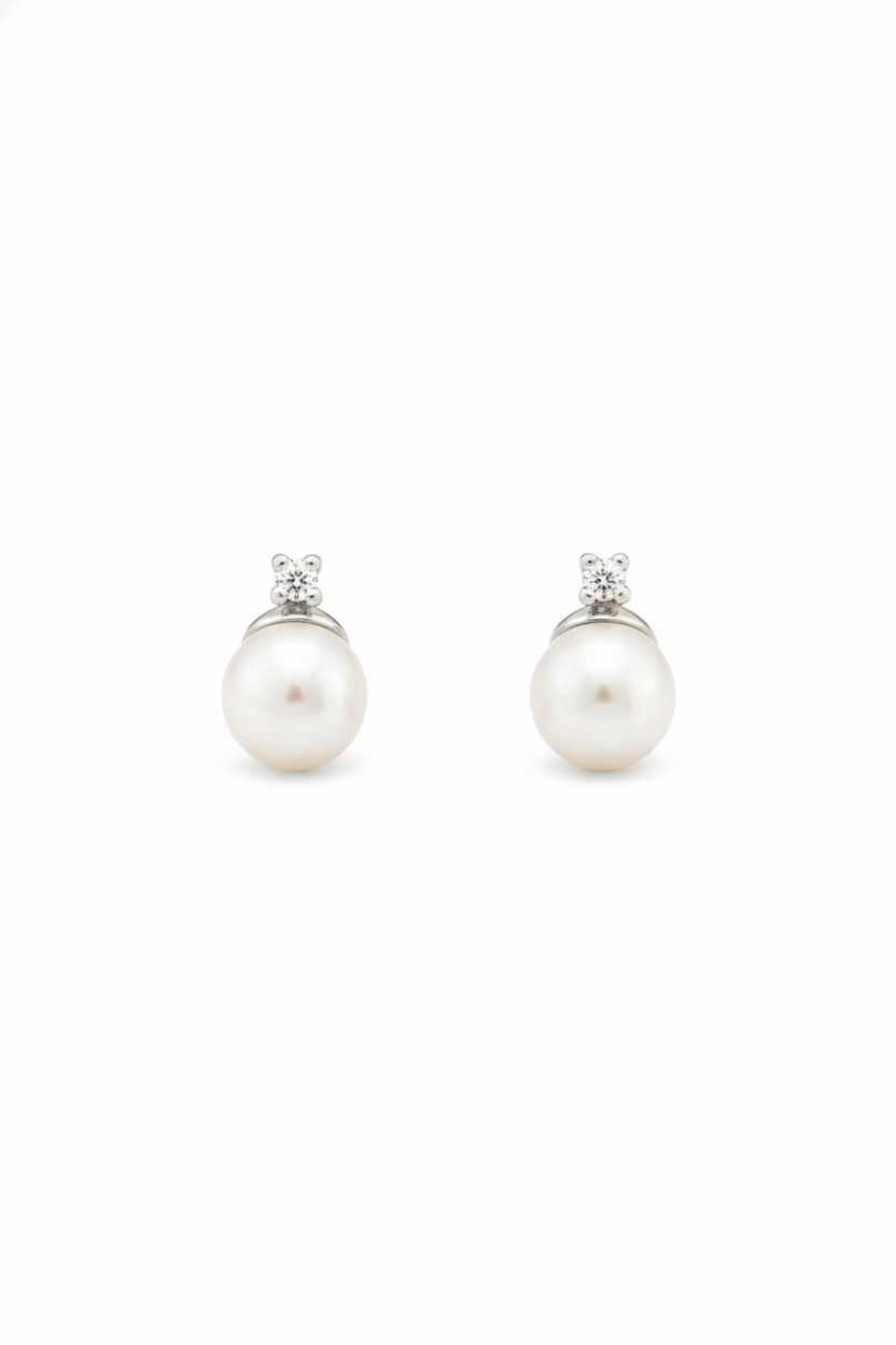 Four-Pronged Diamond Pearl Earrings