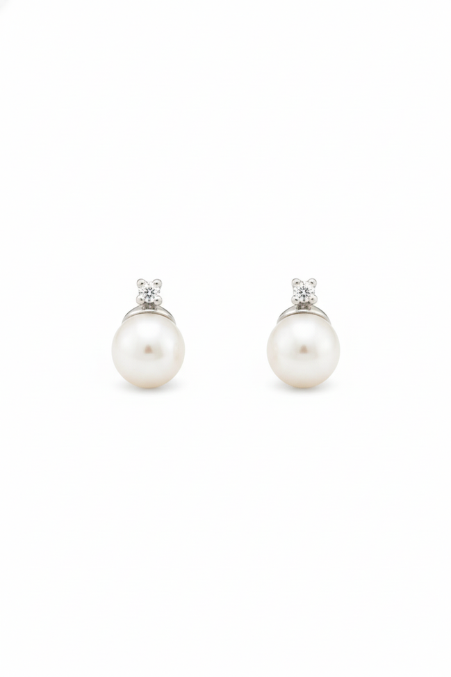 Four-Pronged Diamond Pearl Earrings