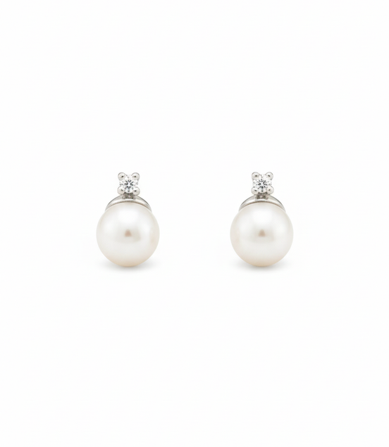 Four-Pronged Diamond Pearl Earrings