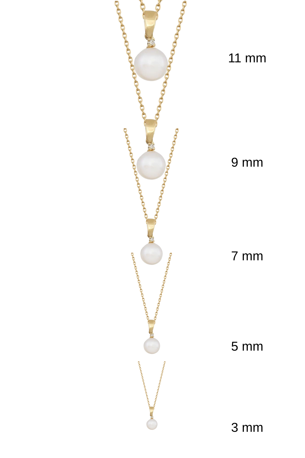 Four-Pronged Diamond Natural Pearl Necklace