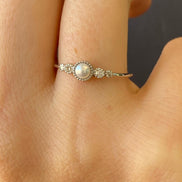 0,12 Karat Crispy Natural Pearl Diamond Ring