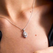 Eye Natural Pearl 0,15 Karat Diamond Necklace