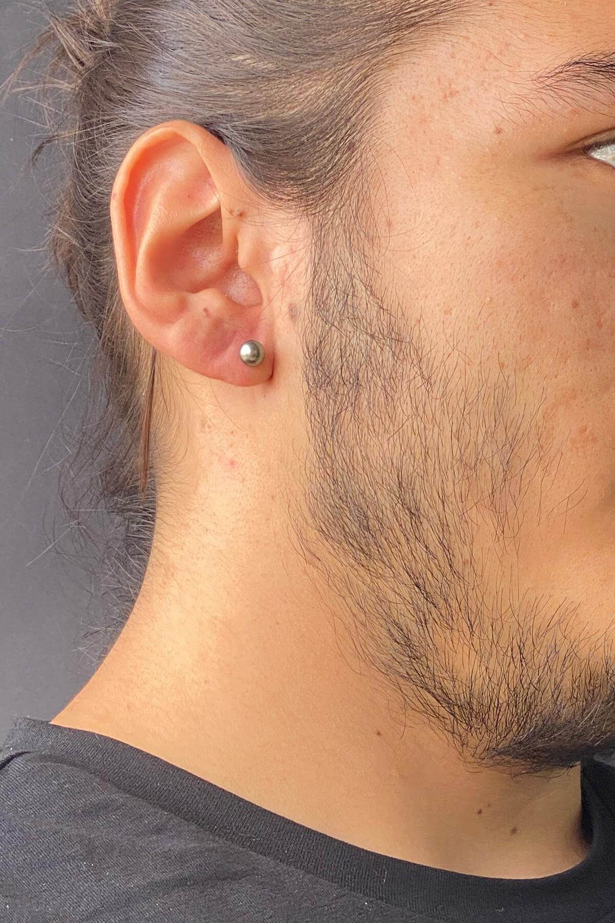 Natural Pearl Men Earring