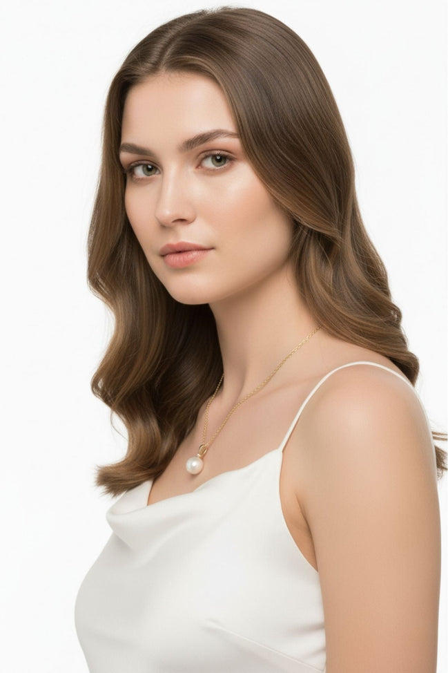 White Natural Pearl Necklace with Diamond