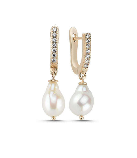 Lined Up Drop Natural Pearl Earring